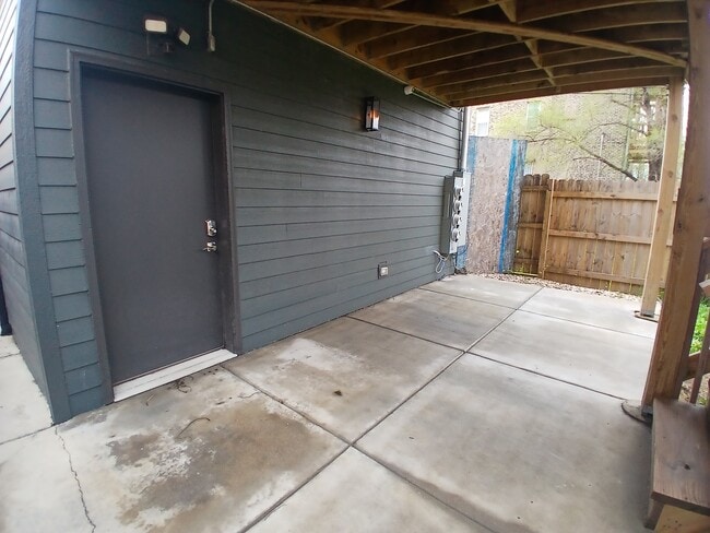 Building Photo - 4608 S Indiana Ave