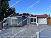 Building Photo - Nice Home For Rent