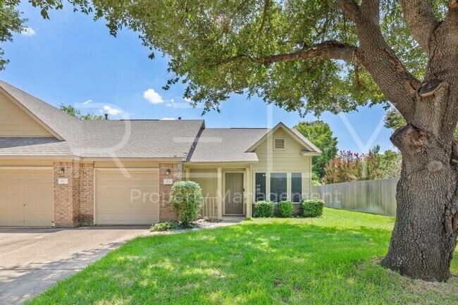 Building Photo - 103 Prairie Springs Loop