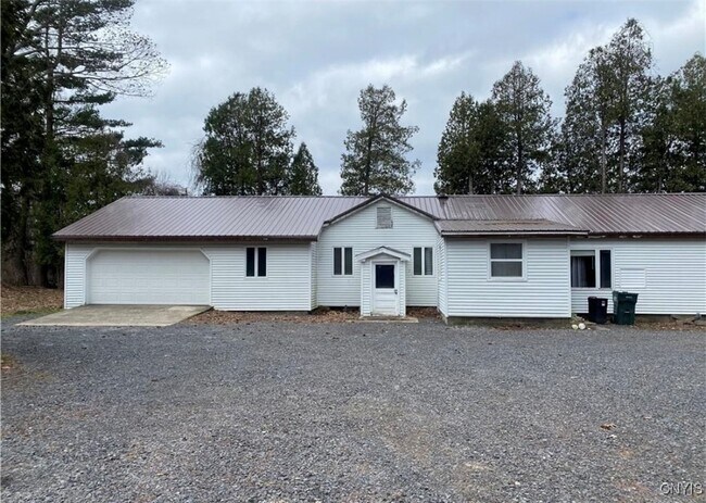 Primary Photo - 41 Peat Bed Rd