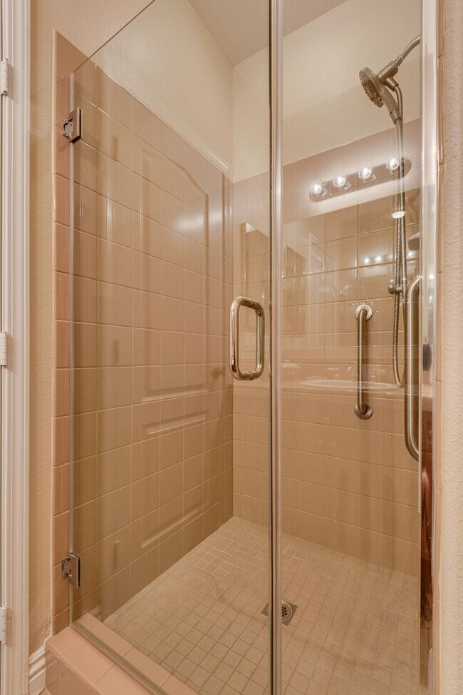 Building Photo - MacDonald Ranch Dream Home with Resort Style Backyard