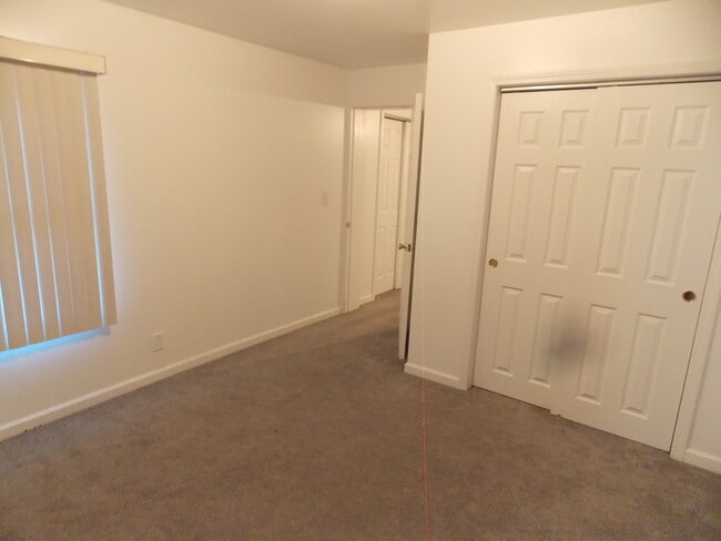 Building Photo - 8795 Main St