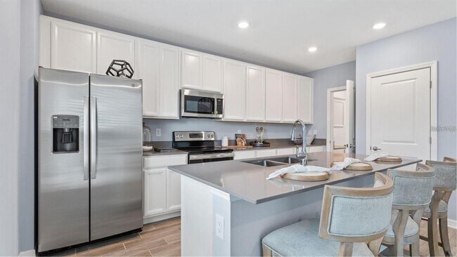 Building Photo - 1615 Marksman Rd