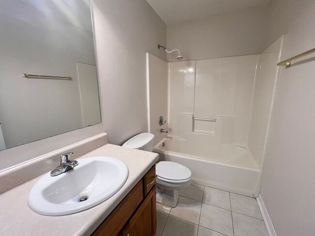 Building Photo - 5721 Bronco Pl