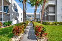 Building Photo - 129 Normandy Ln