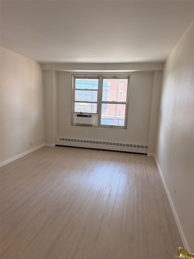 Building Photo - 98-20 62nd Dr