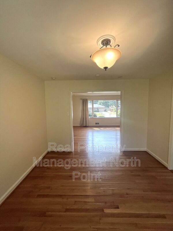 Building Photo - 1314 Nalley Cir