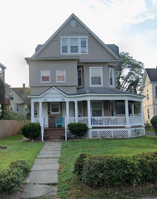 Building Photo - 268-268 Vine St