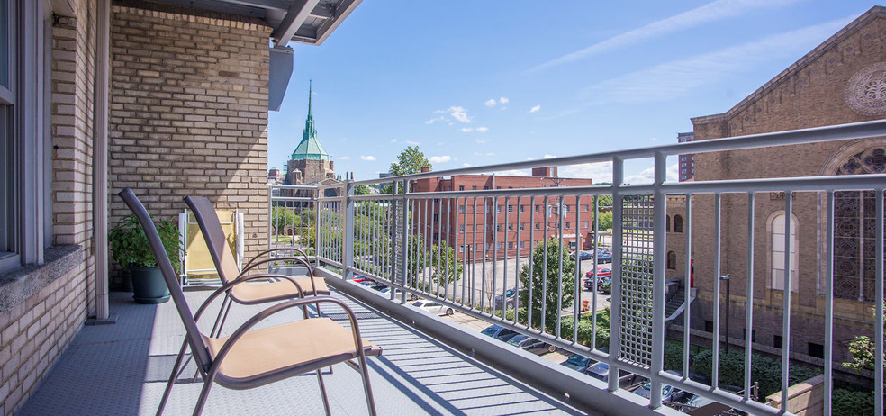 Balcony at Park Lane Villa - Park Lane Villa