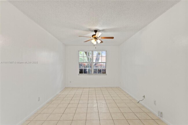 Building Photo - 15076 SW 51st St