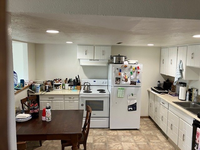 Building Photo - 1617 Salvia St