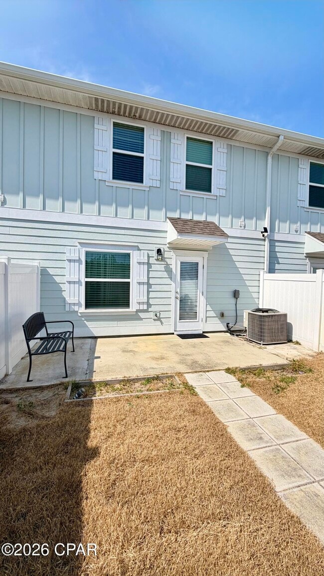 Building Photo - 7520 Shadow Lake Dr