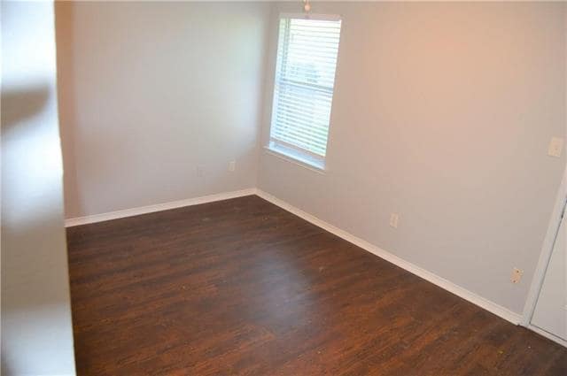 Building Photo - 240 Stallion Dr