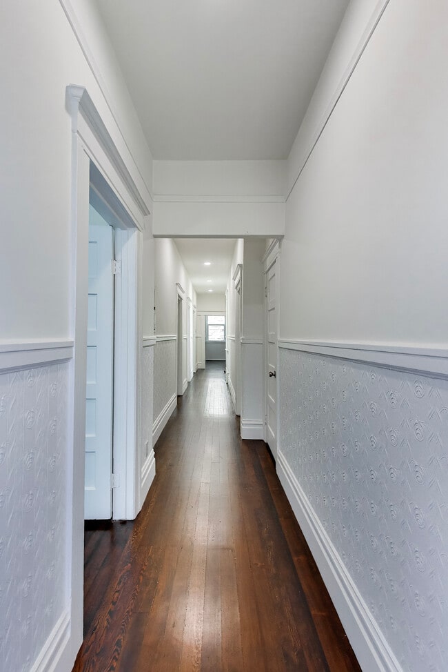 Building Photo - 554a Natoma St