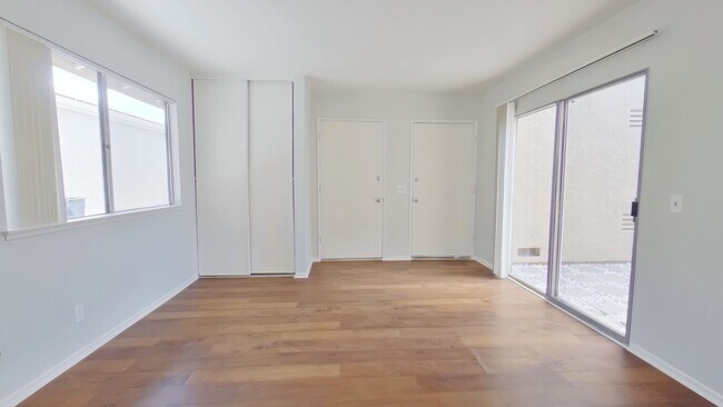 Building Photo - OPEN HOUSE, Friday, October 18, 2024 at 4p...