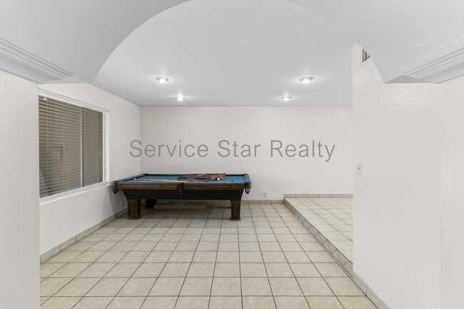 Building Photo - 3812 W Loma Ln