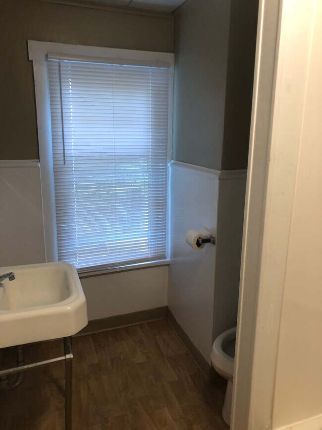 Building Photo - 225 S Burrowes St