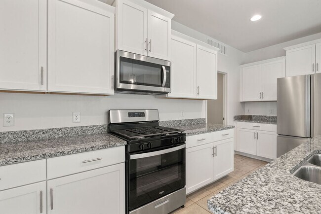 Building Photo - 11288 S Weismann Dr