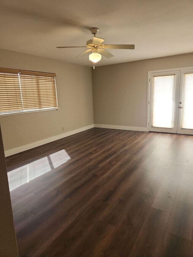 Building Photo - A Fabulous 3 Bedroom Single Story Home with a Pool/Spa.