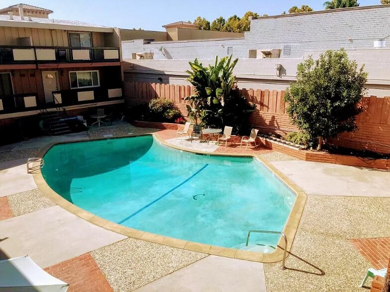 Building Photo - 3040 Magliocco Dr