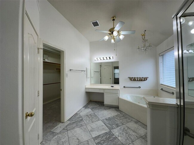 Building Photo - 24018 Indian Hills Way