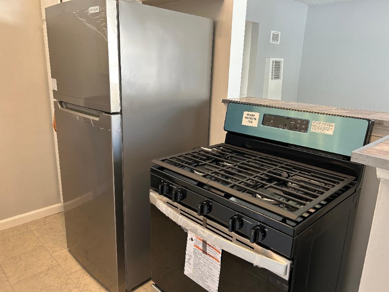 Building Photo - 2621 W Ramona Rd