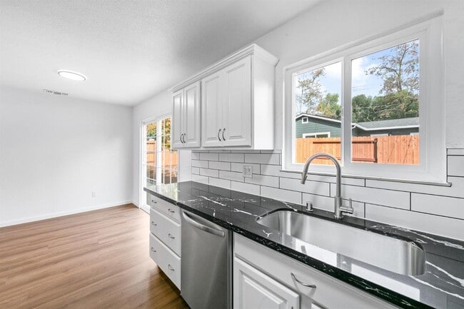 Building Photo - 7748 Wachtel Way