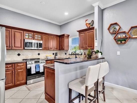 Building Photo - 14304 S Royal Cove Cir