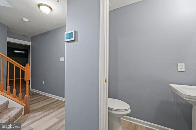 Building Photo - 4012 Meadow Trail Ln