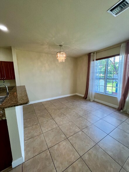 Building Photo - 3161 NW 33rd St