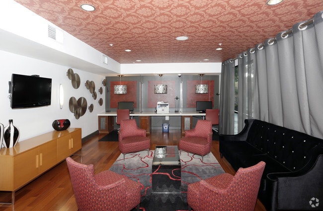Business Center - Camden Design District