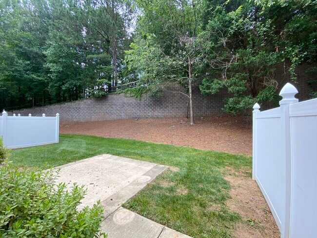 Building Photo - 4700 Ludwell Branch Ct