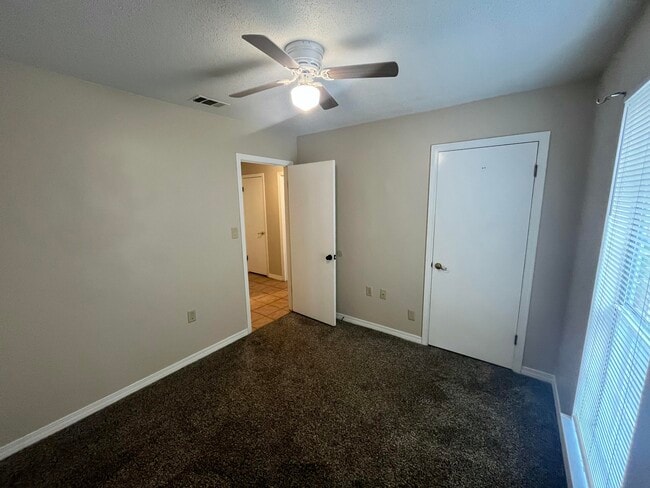 Building Photo - 41 3rd Ave