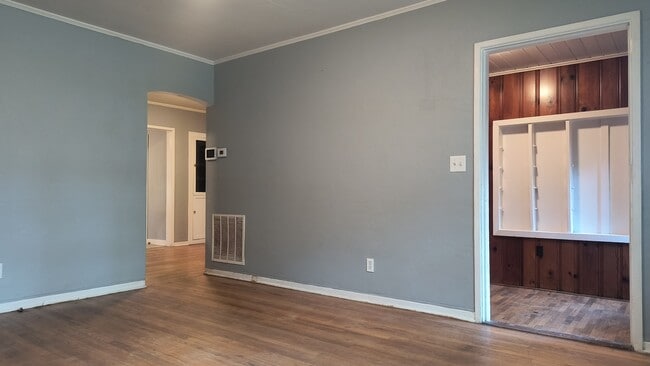Building Photo - 1806 W 29th Ave