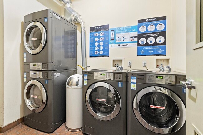 Building Photo - 234 10th St