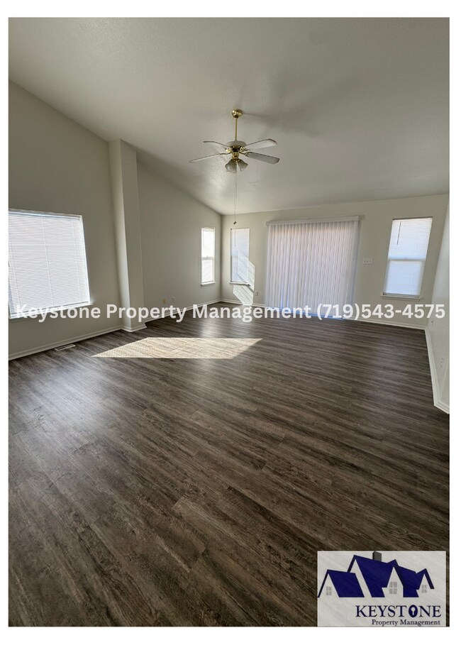 Building Photo - Spacious Pueblo West Duplex 3 Bed/3 Bathroom Unit with 2 Car Garage  $1995/$1995