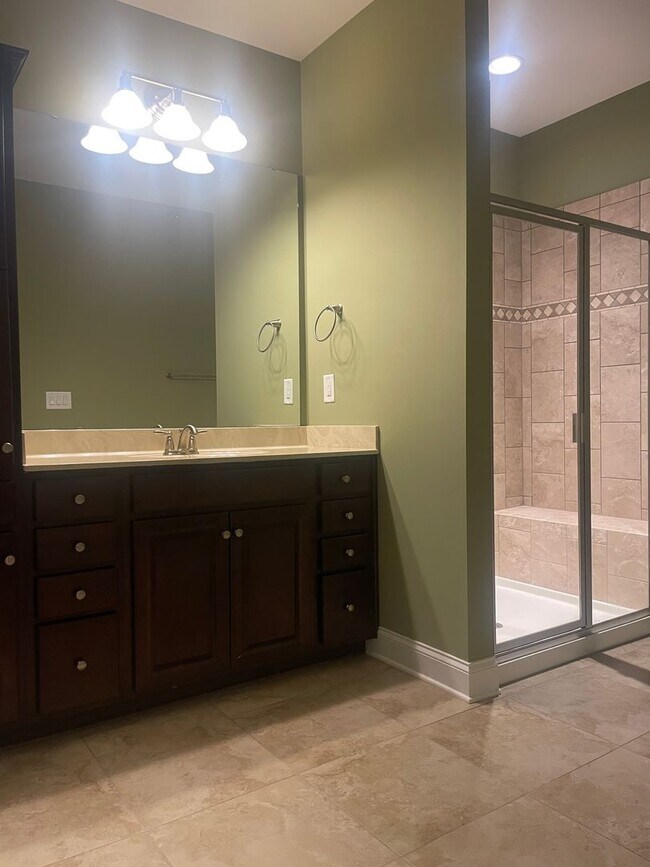 Building Photo - Beautiful 3BR Ranch Home in Bailey's Glen at Lake Norman