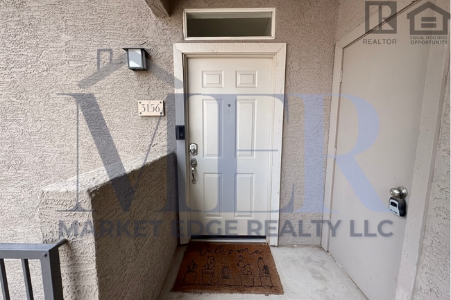Building Photo - 2Bed/2Bath Furnished Condo at Chandler Blvd/40th St! Ready for Immediate Move-In!
