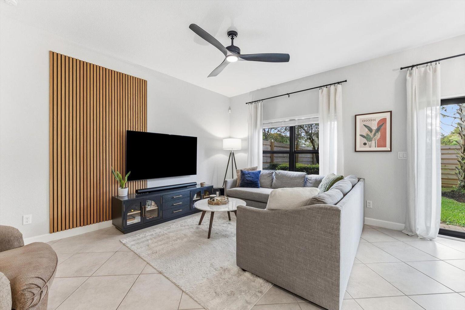 Building Photo - 4660 Silver Saw Ln