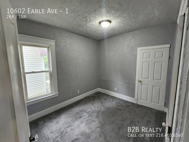 Building Photo - 10602 Earle Ave