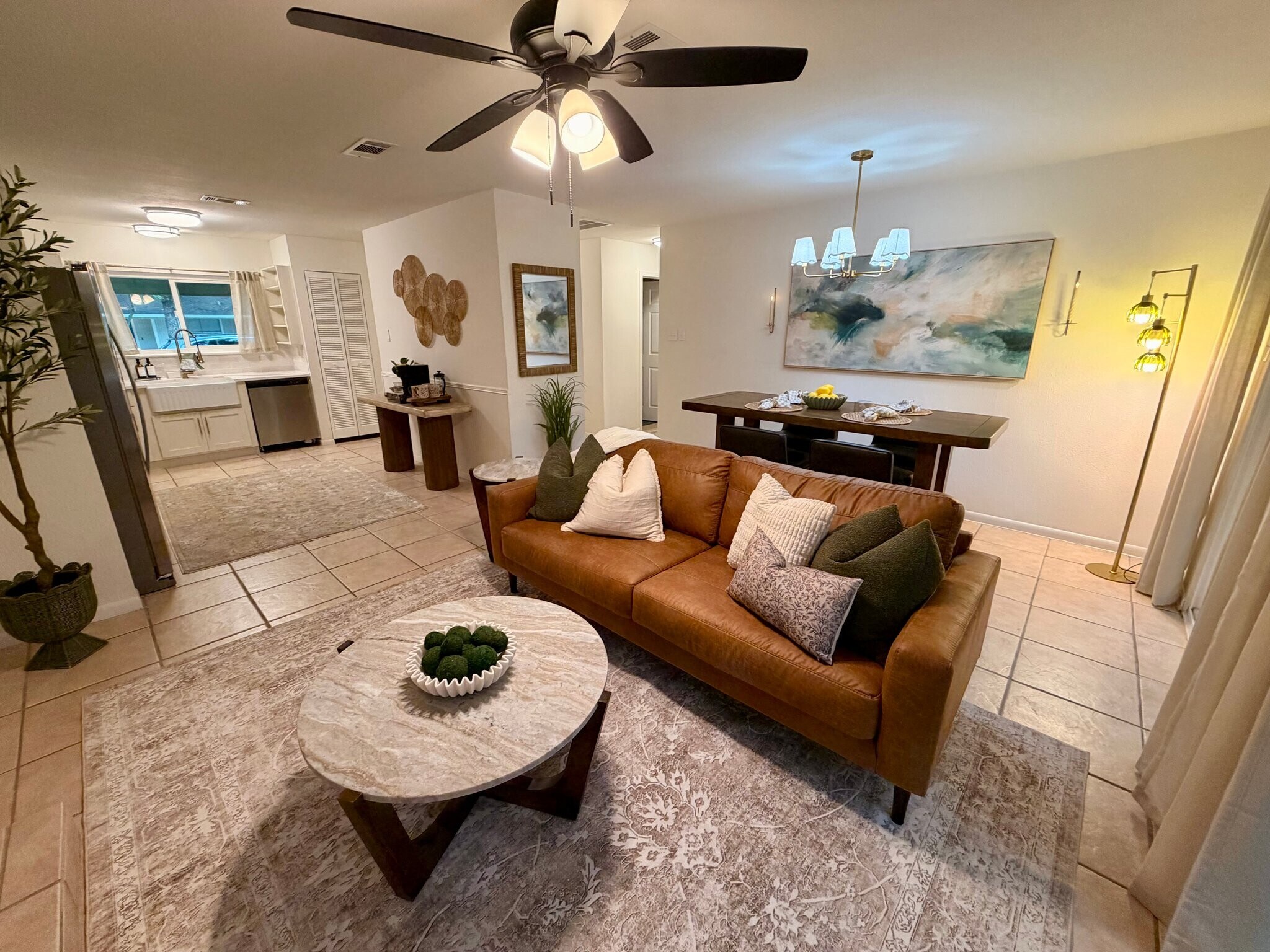 Building Photo - 1 Laurel Oak Pl