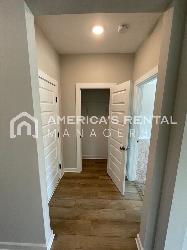 Building Photo - Home for Rent in Jasper, AL!!!  View with 48 Hours Notice!