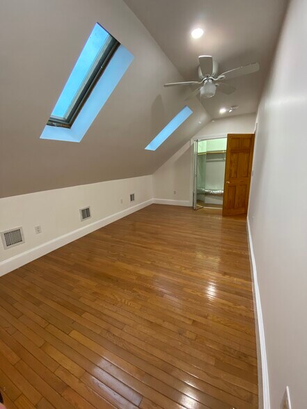 Building Photo - 200 Hyde Park Ave