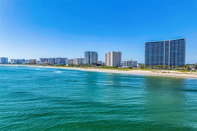 Building Photo - 900 N Ocean Blvd