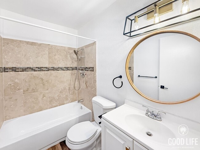 Building Photo - Updated 4B 2BA Home in Paradise Hills w/ Solar and Turf!