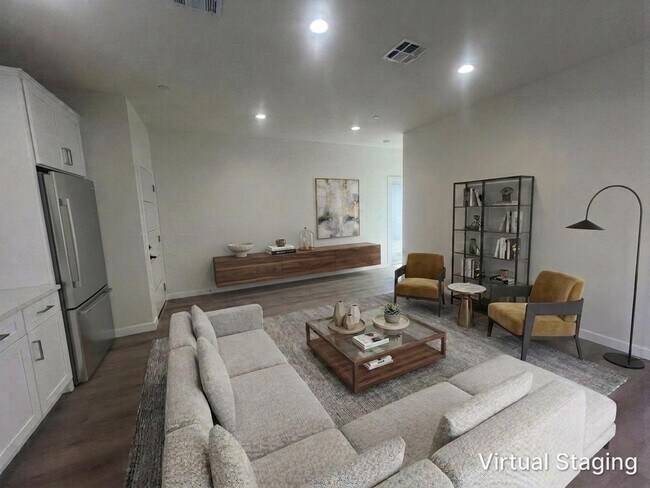 Building Photo - 7317-7321 Garden Grove Avenue