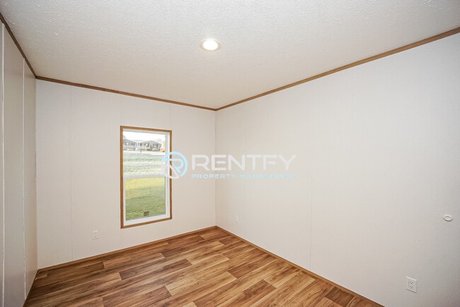 Building Photo - 174 Trivette Rd