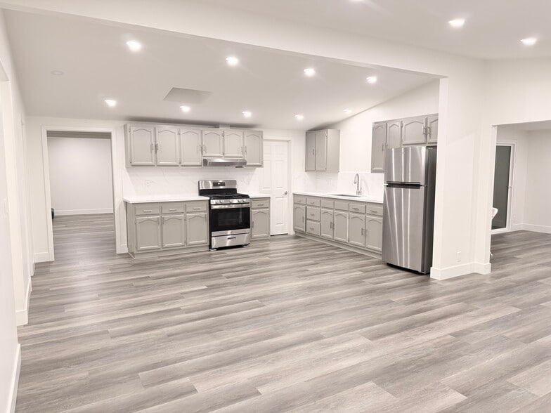 Building Photo - 19933 Corby Ave