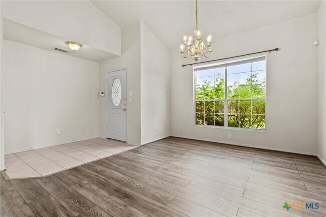 Building Photo - 5206 Oster Dr