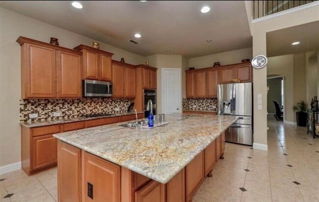 Building Photo - 11111 Glasgill Ct